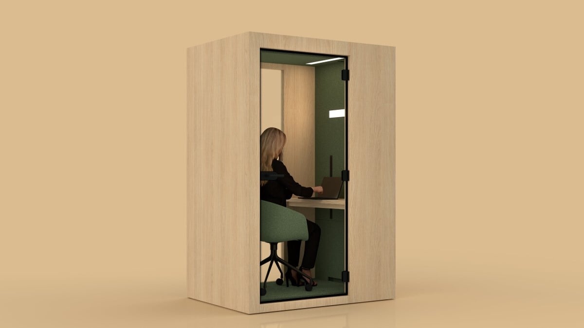 VETROSPACE XS+oak person 1200px16x9